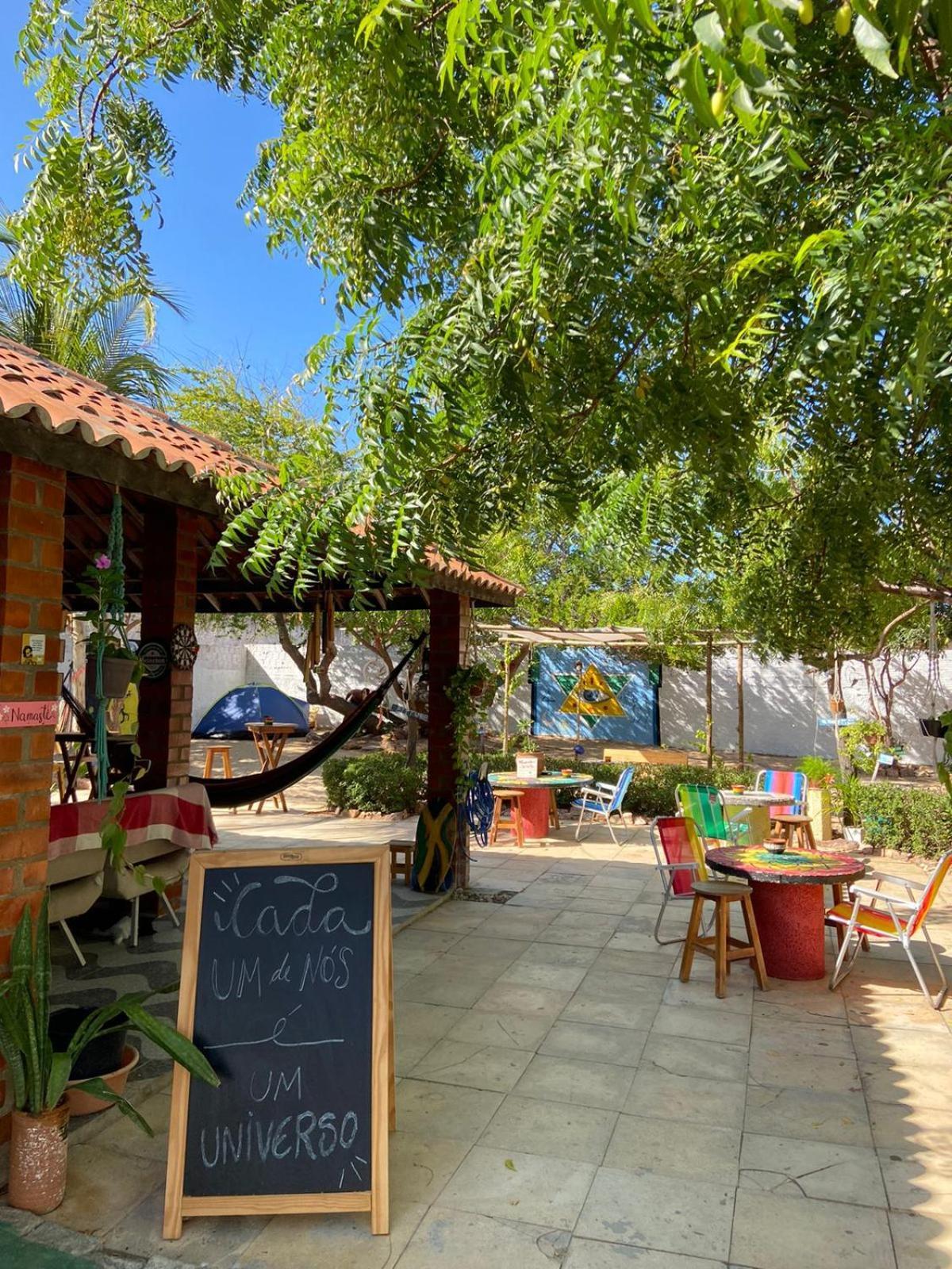 Canoa Roots Hostel & Camping Canoa Quebrada Bagian luar foto